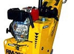 wynajem Frezarka spalinowa RM 320