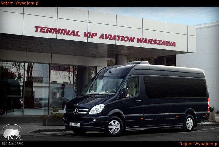 WYNAJEM BUSÓW AUTOKARY MULIVANY BUSY WARSZAWA